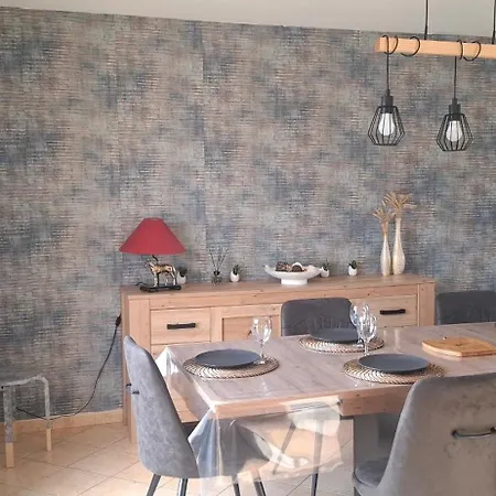 L'eucalyptus 6 P, Grand Familial, Terrasse Et Grand Parking Prive Clos * Cuy-Saint-Fiacre