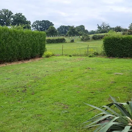 L'eucalyptus 6 P, Grand Familial, Terrasse Et Grand Parking Prive Clos Holiday home
