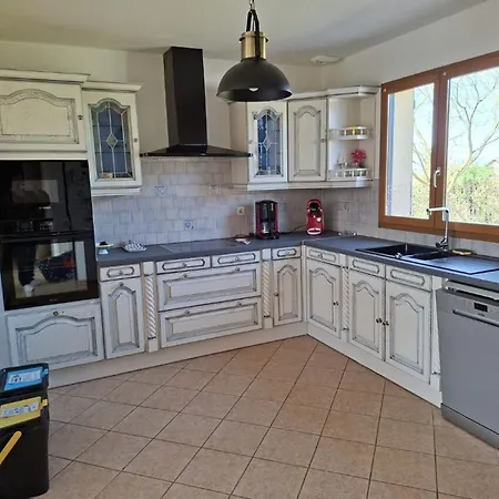 Ferienhaus L'eucalyptus 6 P, Grand Familial, Terrasse Et Grand Parking Prive Clos