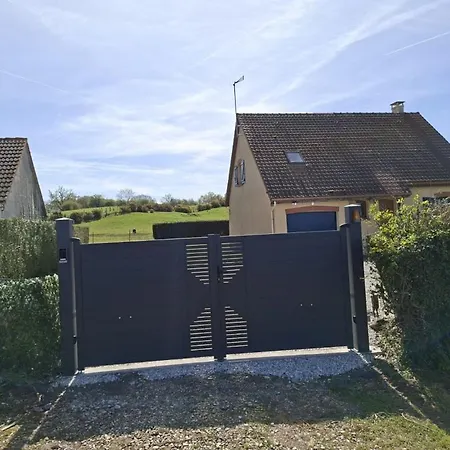 Holiday home L'eucalyptus 6 P, Grand Familial, Terrasse Et Grand Parking Prive Clos