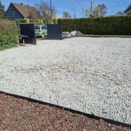 L'eucalyptus 6 P, Grand Familial, Terrasse Et Grand Parking Prive Clos * Cuy-Saint-Fiacre