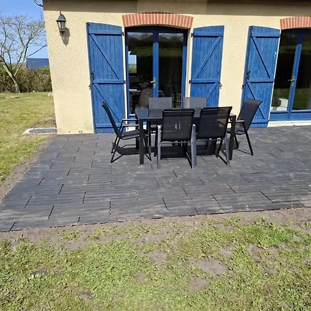 L'eucalyptus 6 P, Grand Familial, Terrasse Et Grand Parking Prive Clos Holiday home